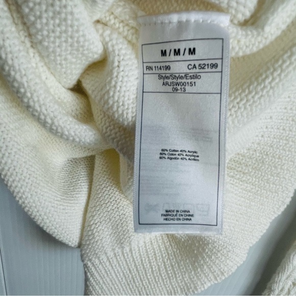 Roxy Cream Women's Sweater with Lace Sleeves - Picture 5 of 7